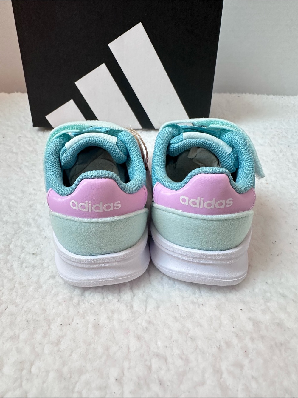 Baby Adidas Shoes - Picture 4 of 8